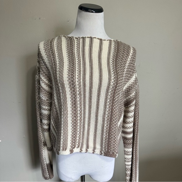 Bohme women’s size small oversize round neck, long sleeve knit sweater - Picture 5 of 13